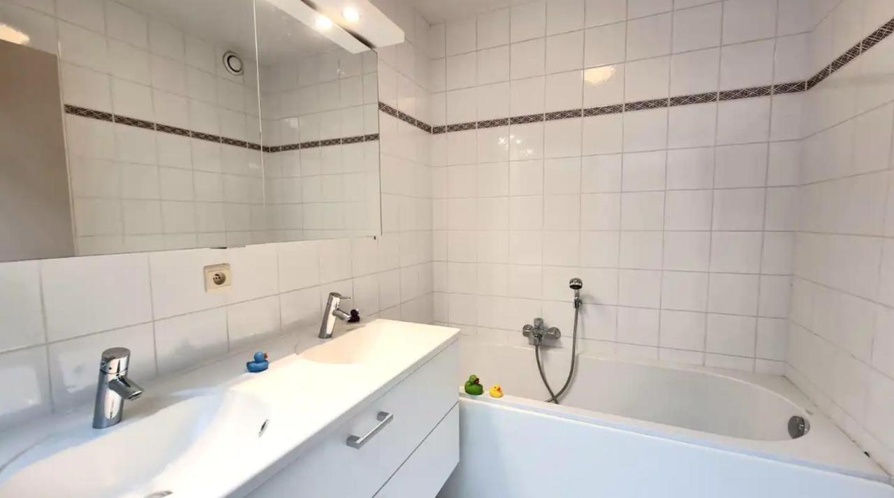 Familie Appartement Hartje Knokke Met Optie Parking المظهر الخارجي الصورة